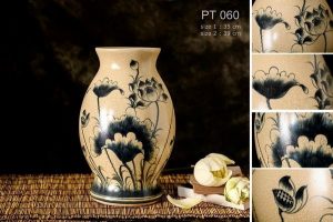 Lọ chân đèn men rạn sen