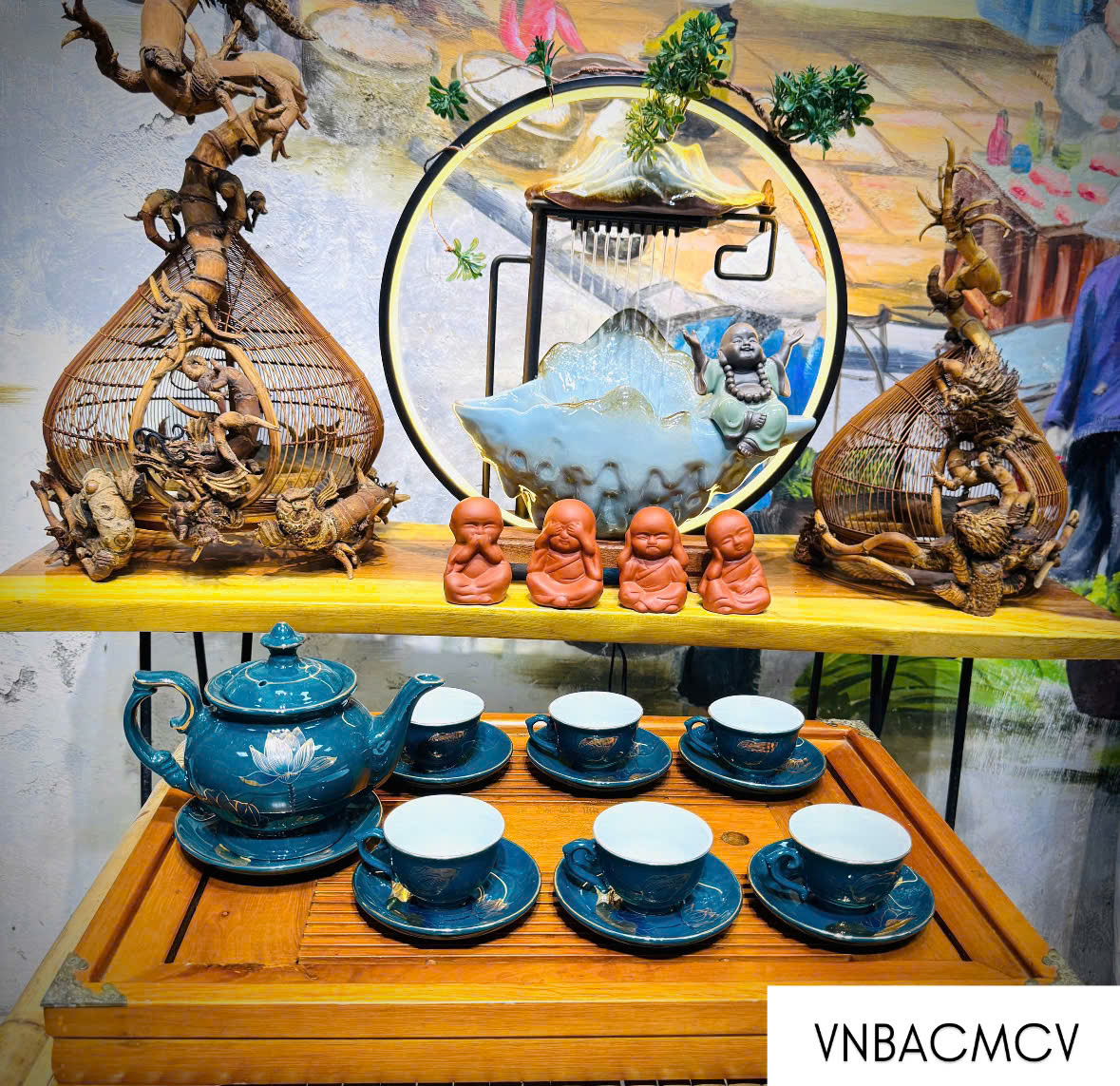 Bộ ấm chén sen vẽ chỉ vàng - Ảnh 4