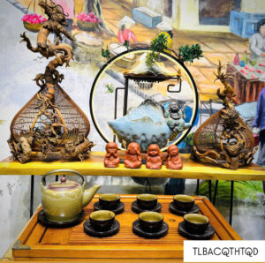Bộ ấm chén men hoàng thổ