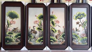 Tranh Tứ Quý Hoa Sen Nền Xanh Lá