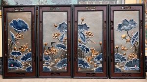 Tranh Tứ Quý Hoa Sen Đắp Nổi Nền Xanh Chàm