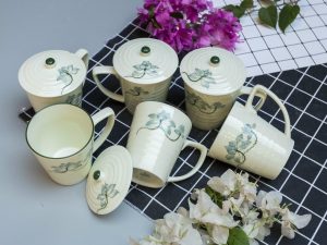 Cốc Có Nắp Quà Tặng