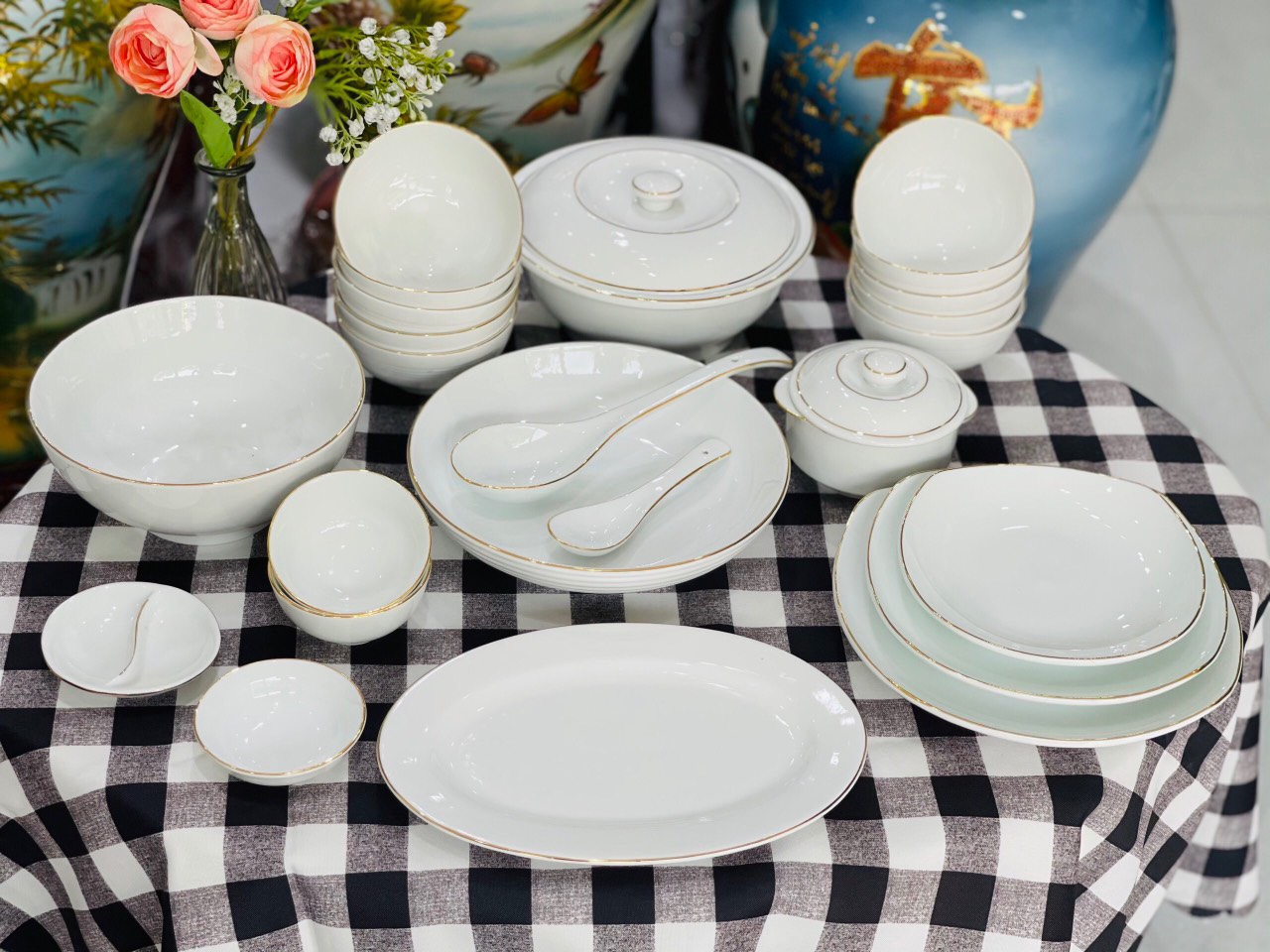 Set Bát Đĩa Trắng Chỉ Vàng 04