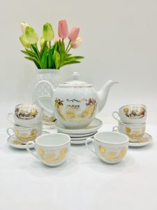 Bộ Ấm Chén Quả Hồng Làng Quê Trắng Chỉ Vàng
