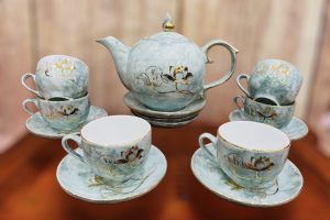 Bộ Ấm Chén Chóp Sen Vân Đá Ghi Chỉ Vàng