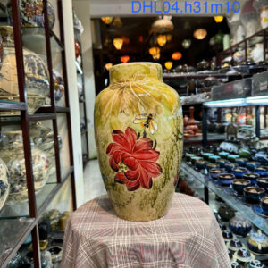 Bình vẽ sen