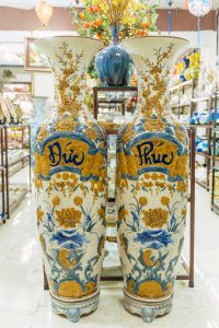 Lộc bình Phúc Đức men rạn đắp nổi