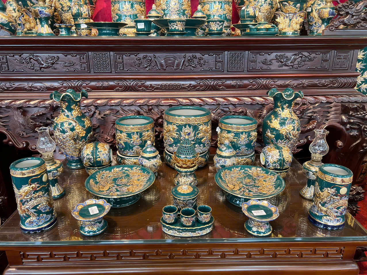 Bộ đồ thờ xanh lục bảo