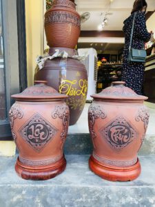 Chóe gốm Ngũ phúc lâm môn