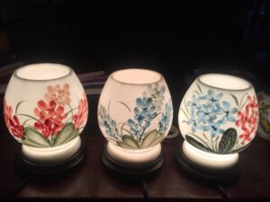 Đèn xông tinh dầu