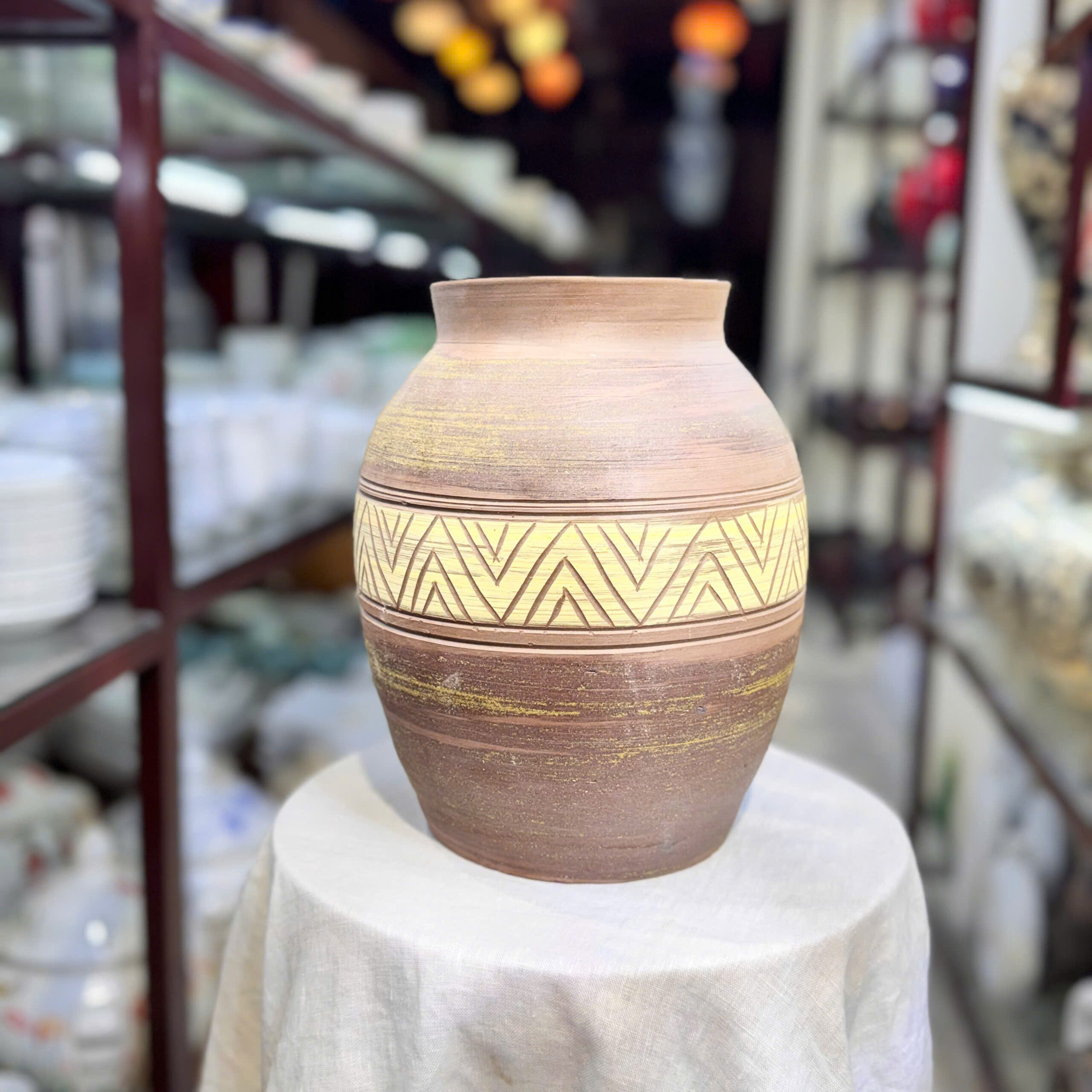 Gốm sành vuốt tay - Ảnh 3