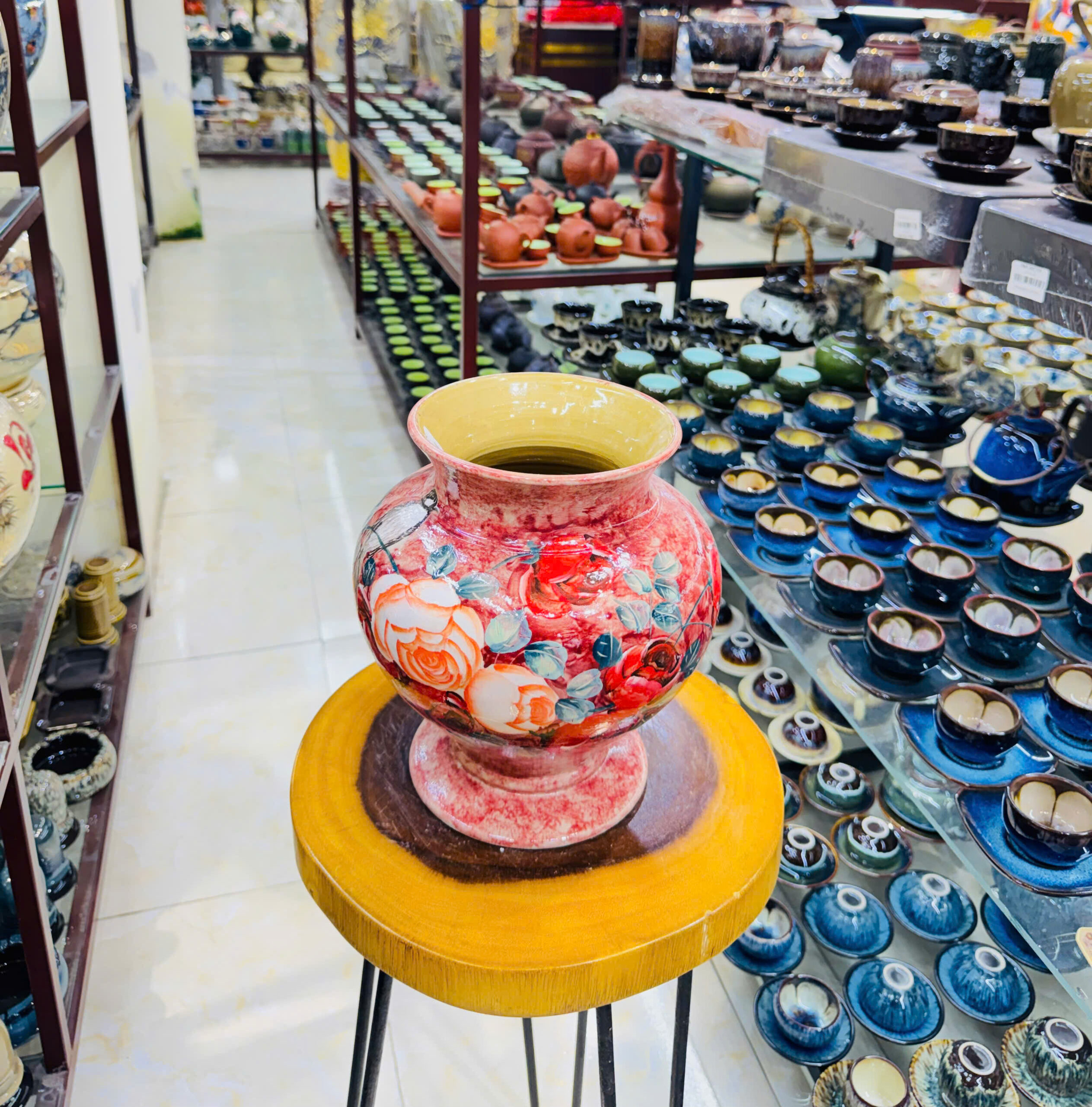 Lọ vuốt vẽ hoa hồng - Ảnh 4